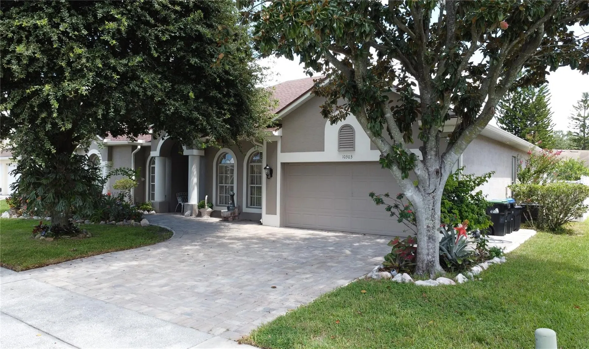 10303 Newington Drive Orlando FL 32836