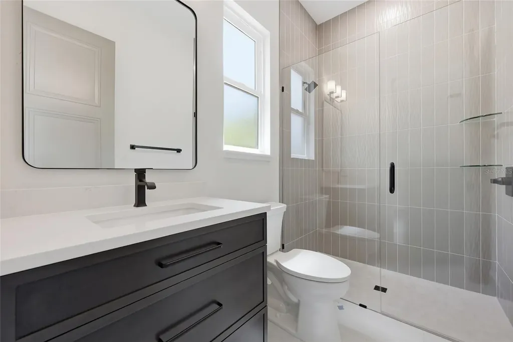5864 NW 90th Street Gainesville FL 32653