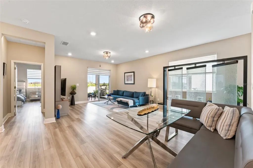 9368 Sandy Bluffs Circle Parrish FL 34219
