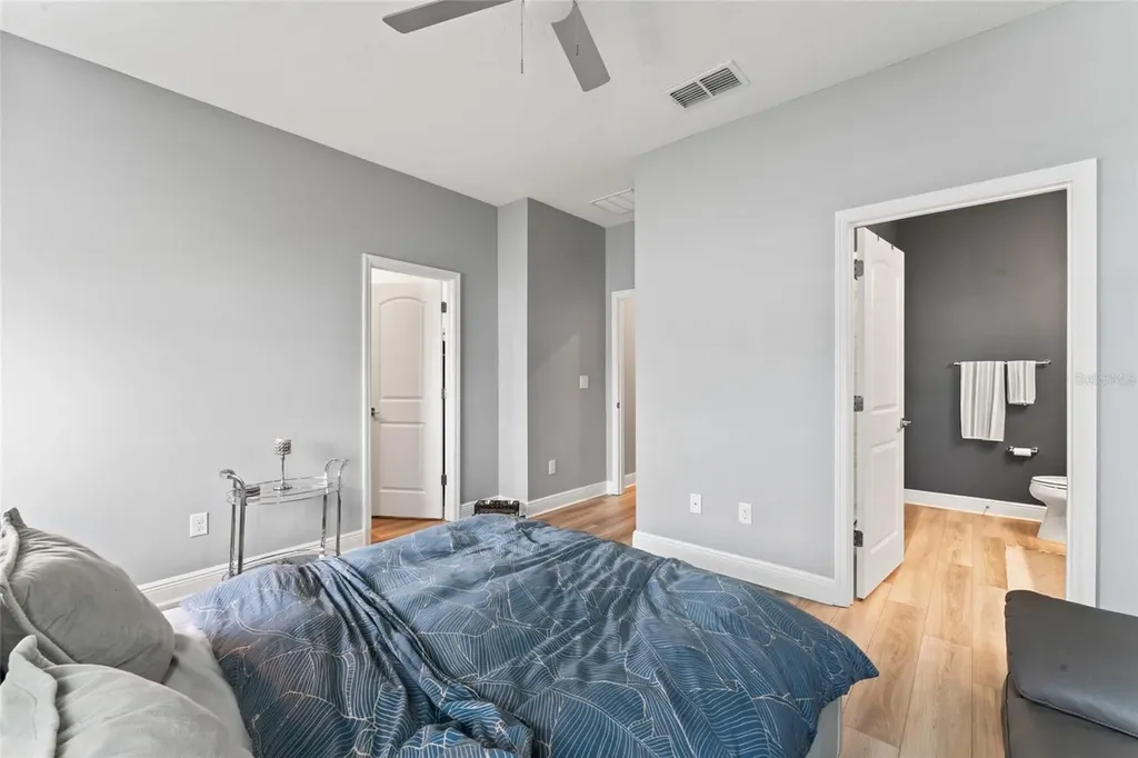 9368 Sandy Bluffs Circle Parrish FL 34219