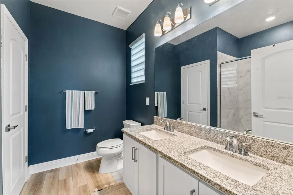 9368 Sandy Bluffs Circle Parrish FL 34219