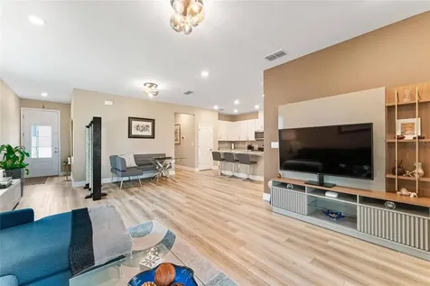 9368 Sandy Bluffs Circle Parrish FL 34219