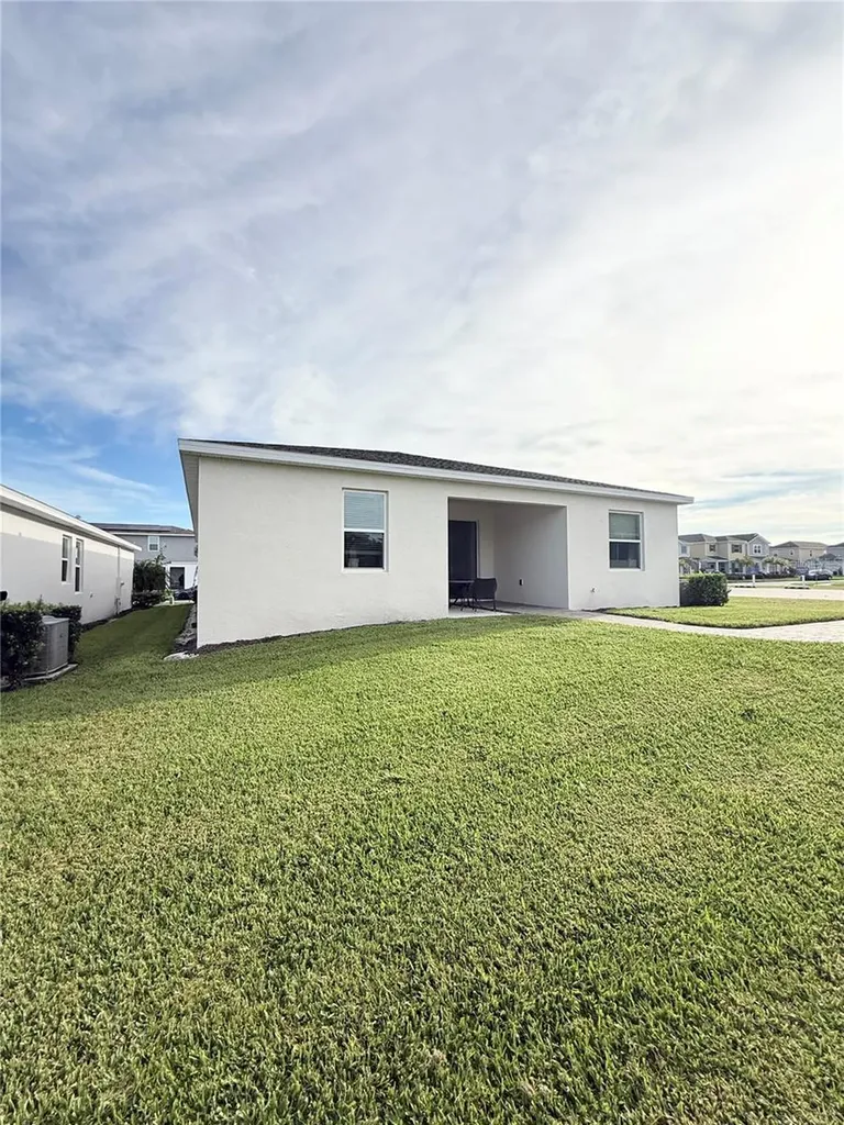 2396 Volunteer Avenue Kissimmee FL 34744