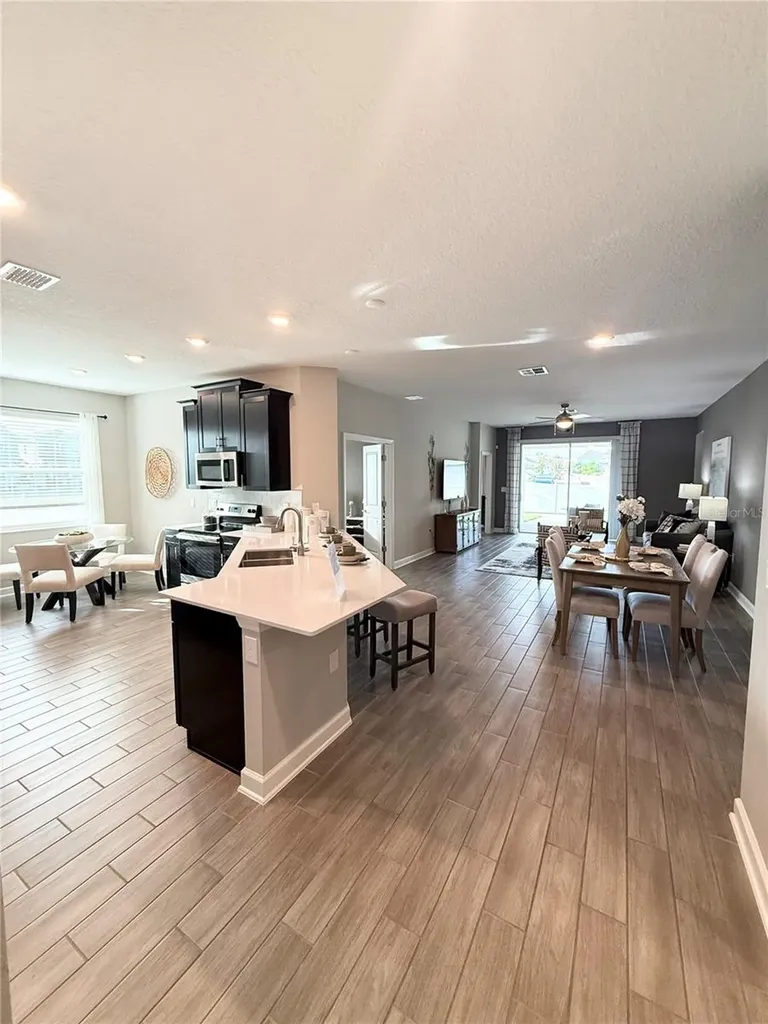 2396 Volunteer Avenue Kissimmee FL 34744