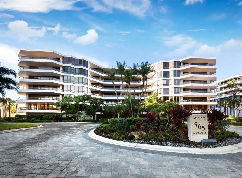 565 Sanctuary Drive Longboat Key FL 34228