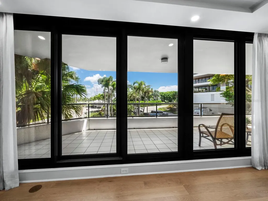 565 Sanctuary Drive Longboat Key FL 34228