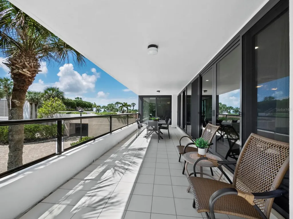 565 Sanctuary Drive Longboat Key FL 34228