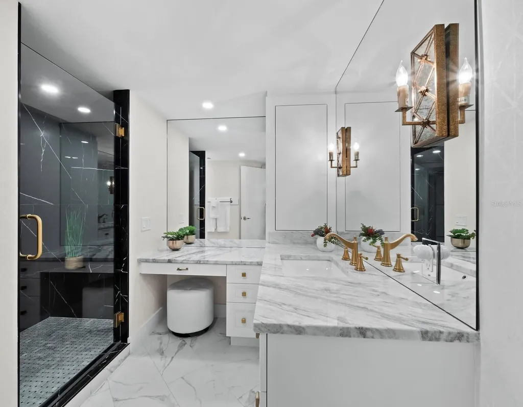 565 Sanctuary Drive Longboat Key FL 34228