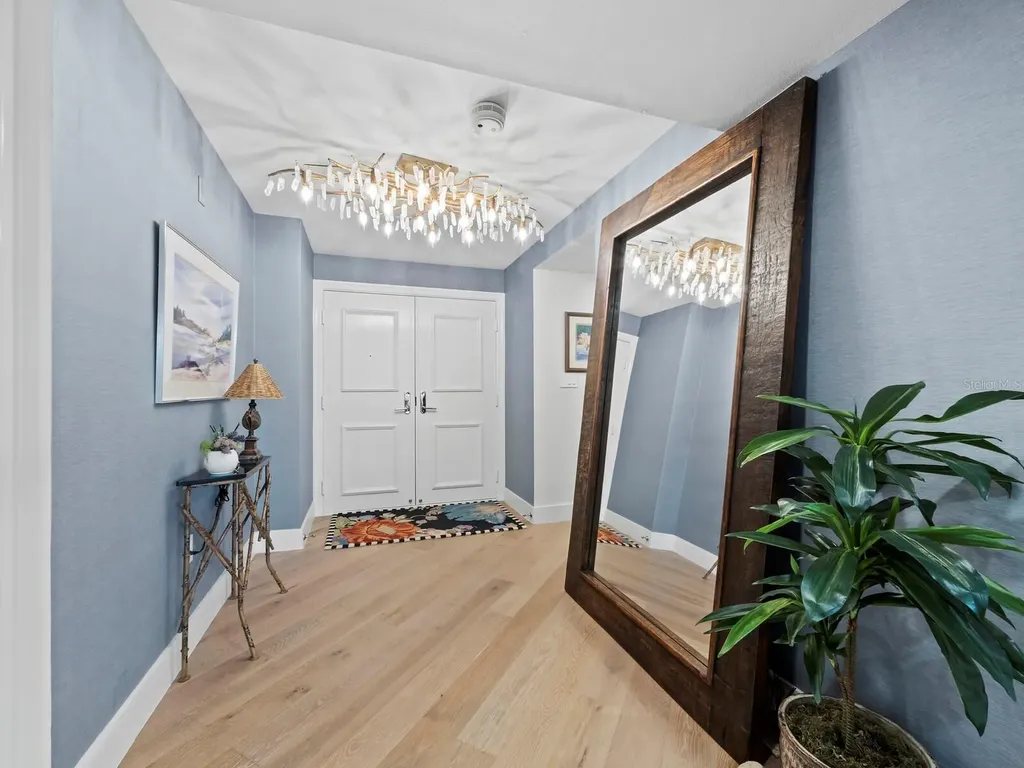 565 Sanctuary Drive Longboat Key FL 34228