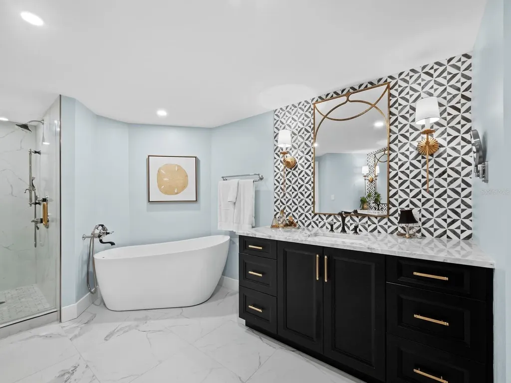 565 Sanctuary Drive Longboat Key FL 34228