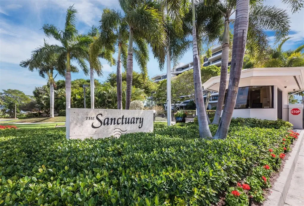 565 Sanctuary Drive Longboat Key FL 34228