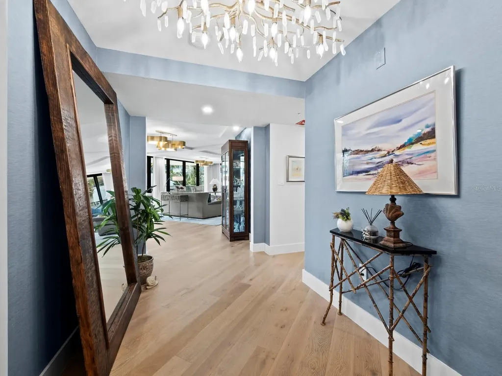 565 Sanctuary Drive Longboat Key FL 34228