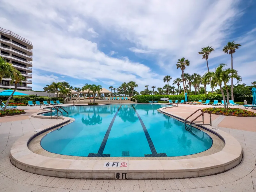 565 Sanctuary Drive Longboat Key FL 34228