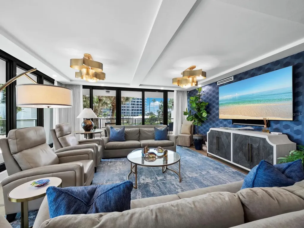 565 Sanctuary Drive Longboat Key FL 34228