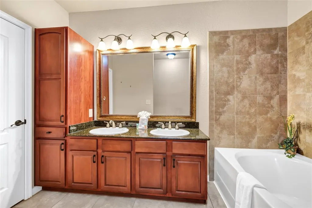 903 Charo Parkway Davenport FL 33897