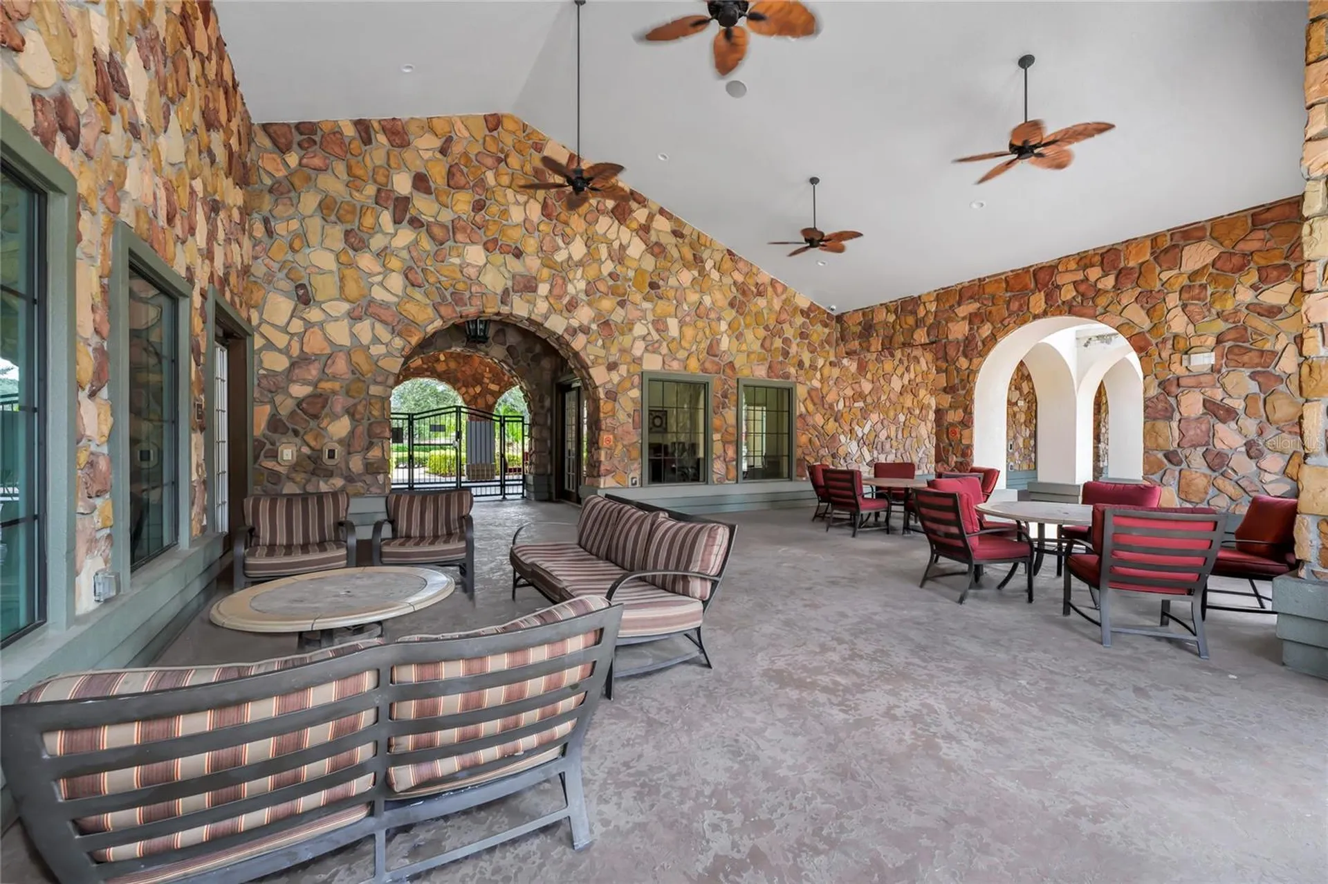 903 Charo Parkway Davenport FL 33897