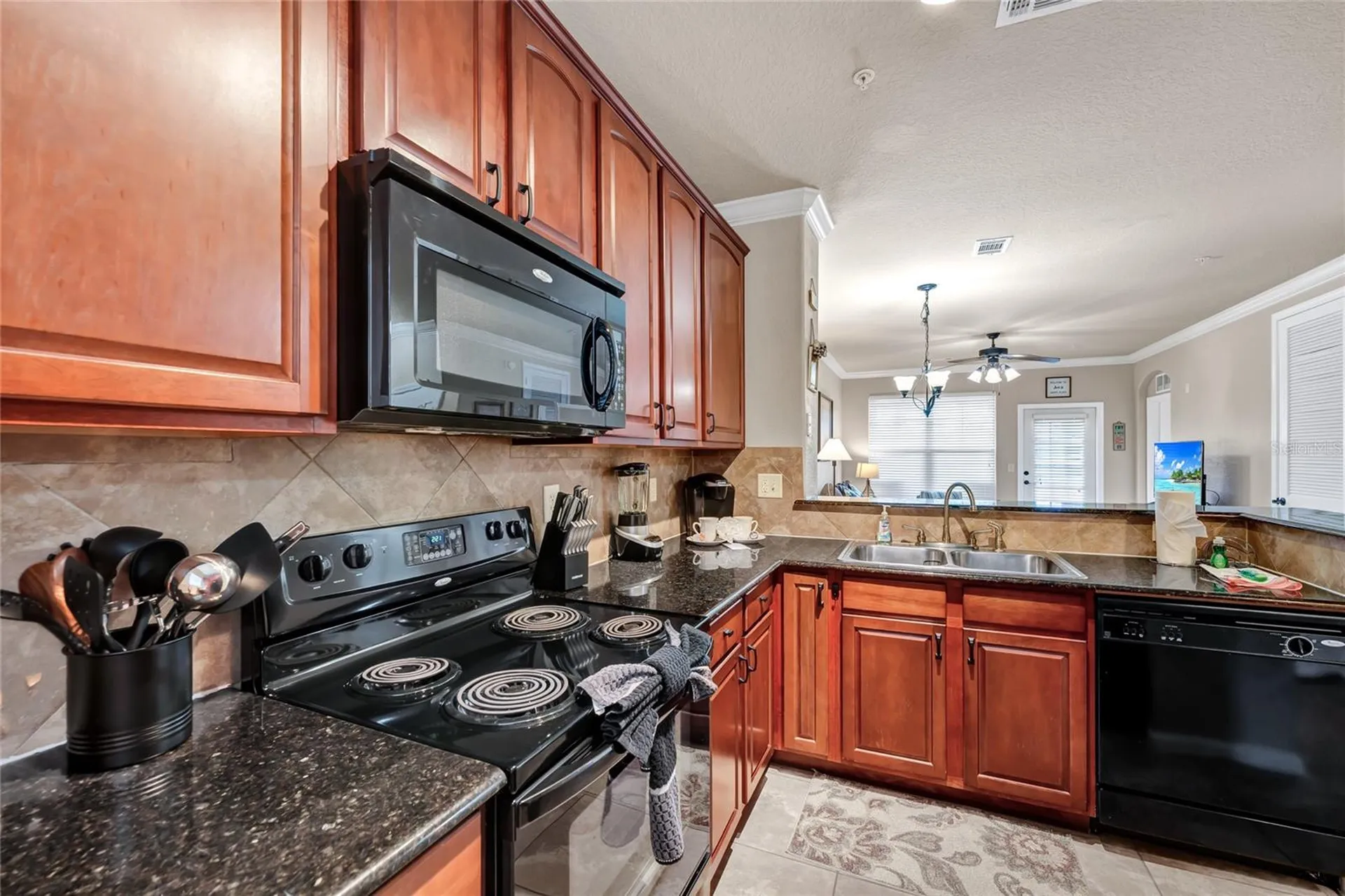 903 Charo Parkway Davenport FL 33897