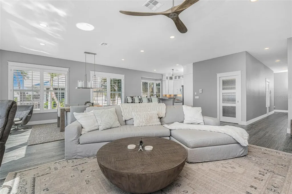 1380 Beach Road Englewood FL 34223