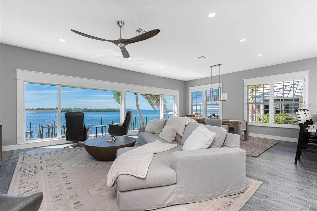 1380 Beach Road Englewood FL 34223