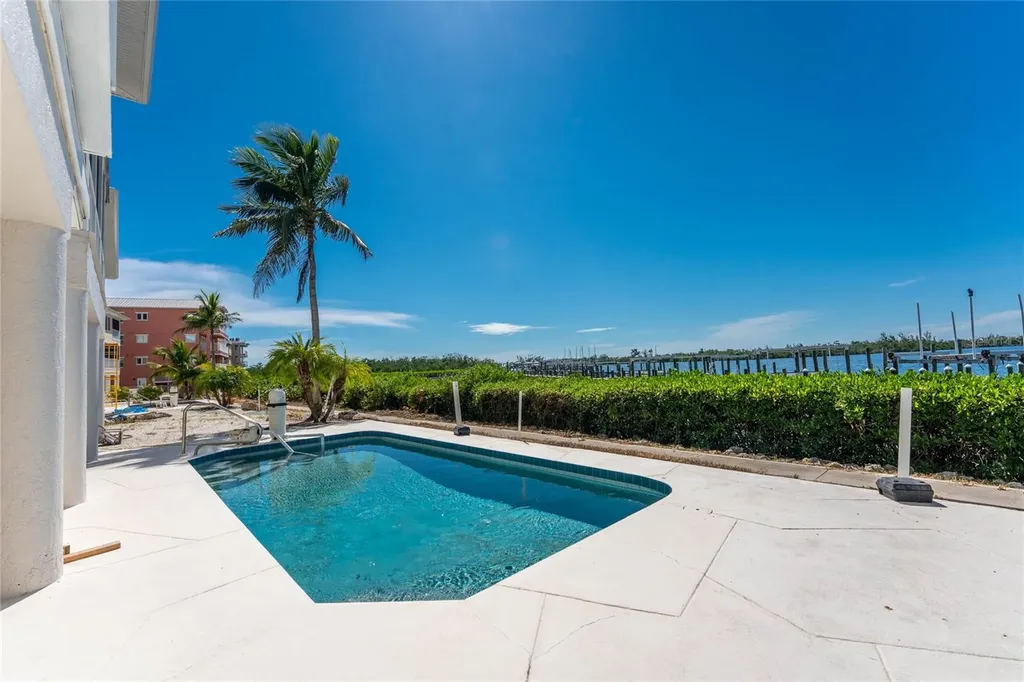 1380 Beach Road Englewood FL 34223