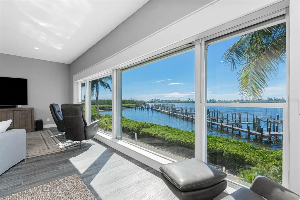 1380 Beach Road Englewood FL 34223