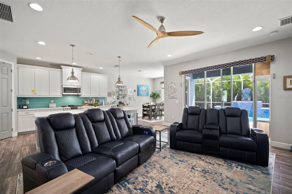 5125 Admiral Pointe Drive Apollo Beach FL 33572