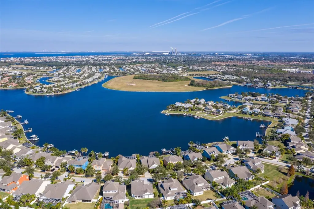 5125 Admiral Pointe Drive Apollo Beach FL 33572