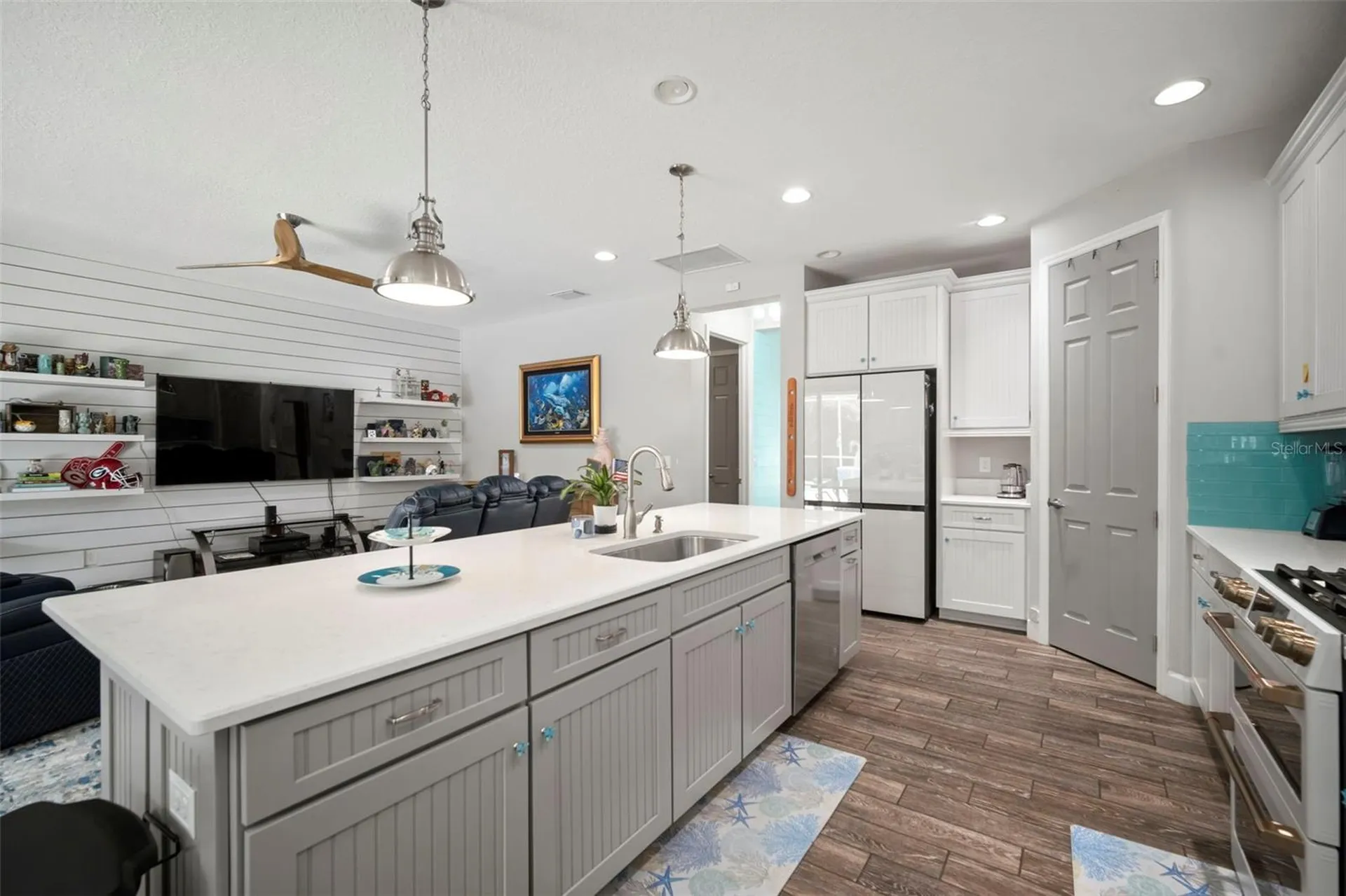 5125 Admiral Pointe Drive Apollo Beach FL 33572