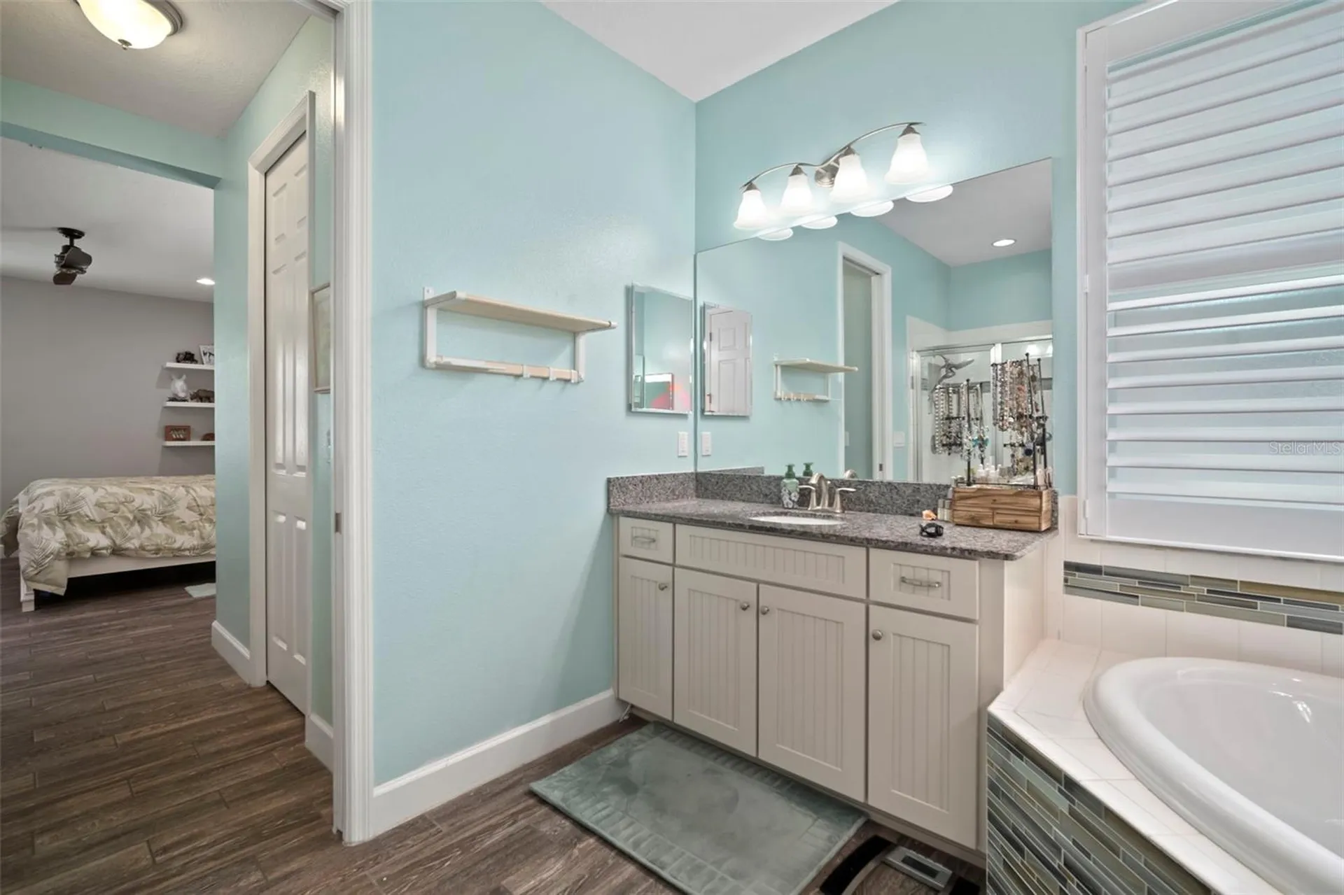 5125 Admiral Pointe Drive Apollo Beach FL 33572