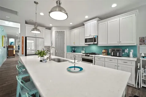5125 Admiral Pointe Drive Apollo Beach FL 33572
