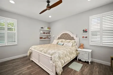 5125 Admiral Pointe Drive Apollo Beach FL 33572
