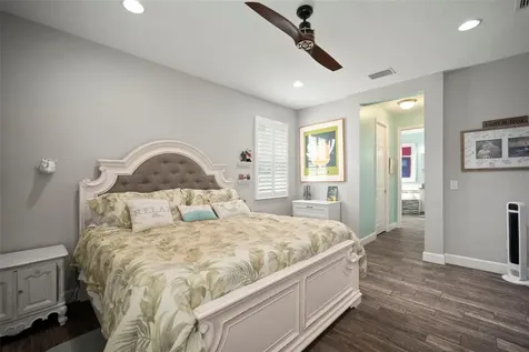 5125 Admiral Pointe Drive Apollo Beach FL 33572