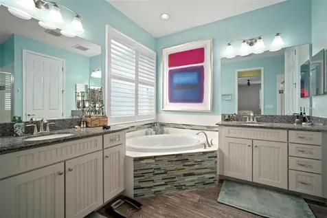5125 Admiral Pointe Drive Apollo Beach FL 33572