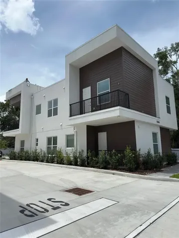 13614 N 22nd Street Tampa FL 33613