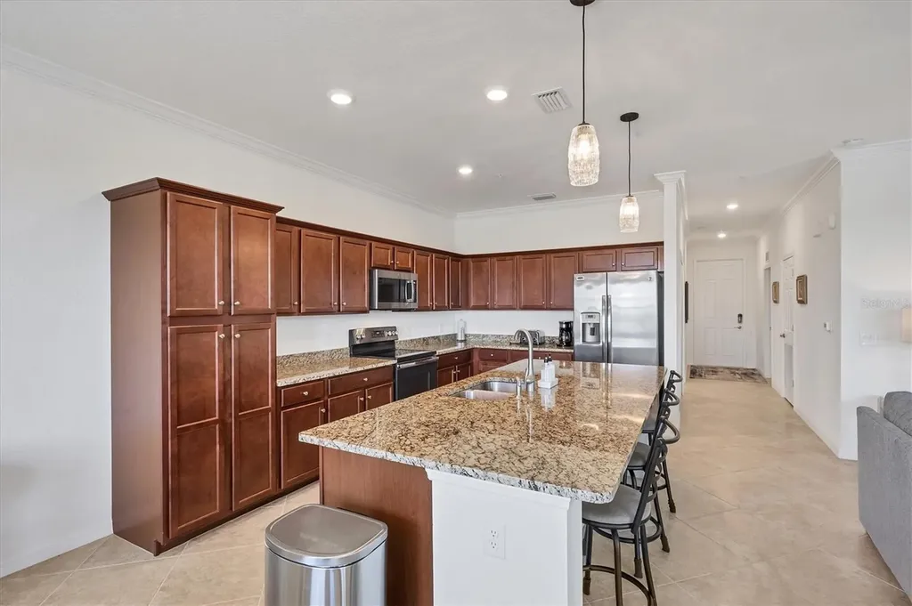 16904 Vardon Terrace Bradenton FL 34211