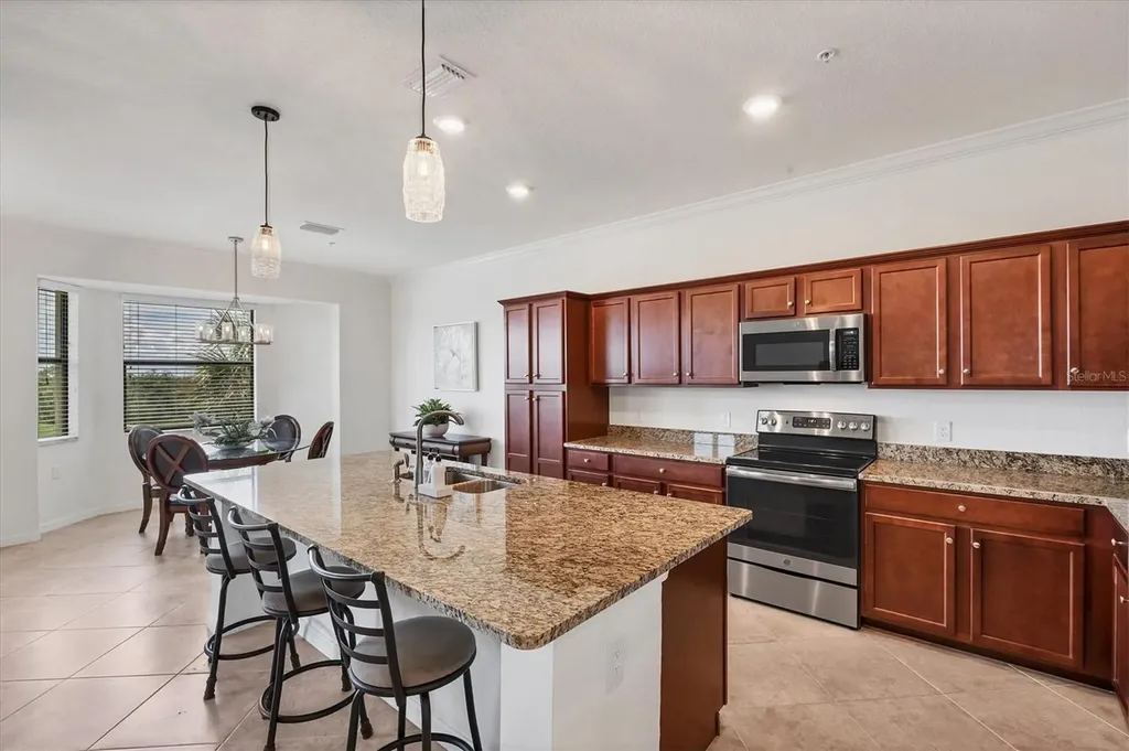 16904 Vardon Terrace Bradenton FL 34211