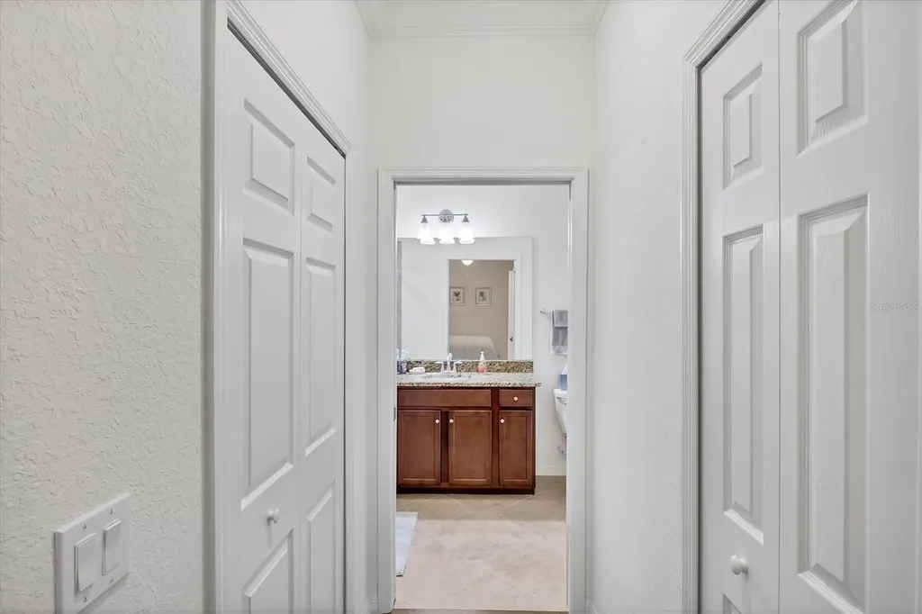 16904 Vardon Terrace Bradenton FL 34211
