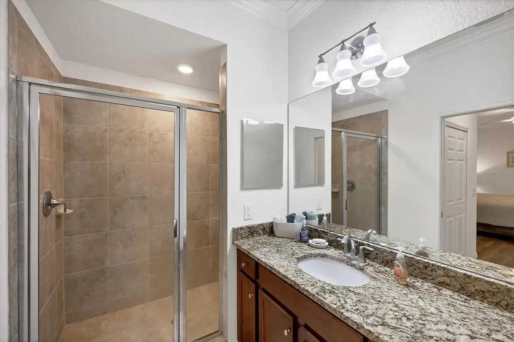 16904 Vardon Terrace Bradenton FL 34211