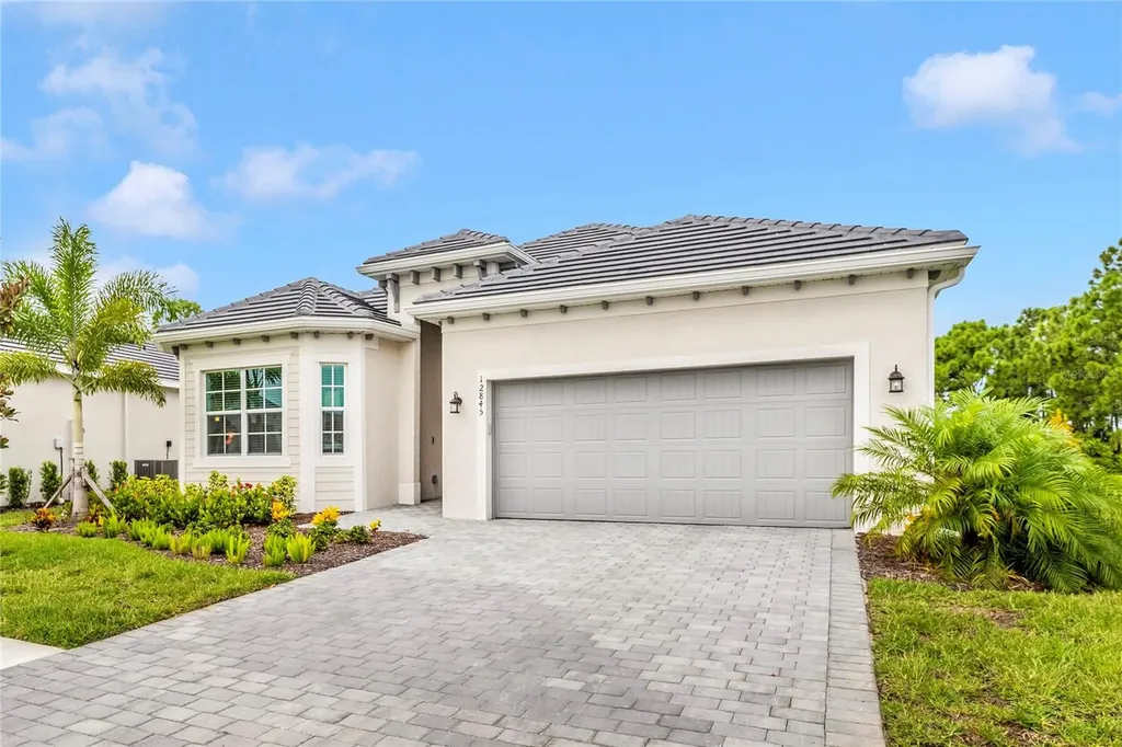 12845 Tulum Loop Venice FL 34293