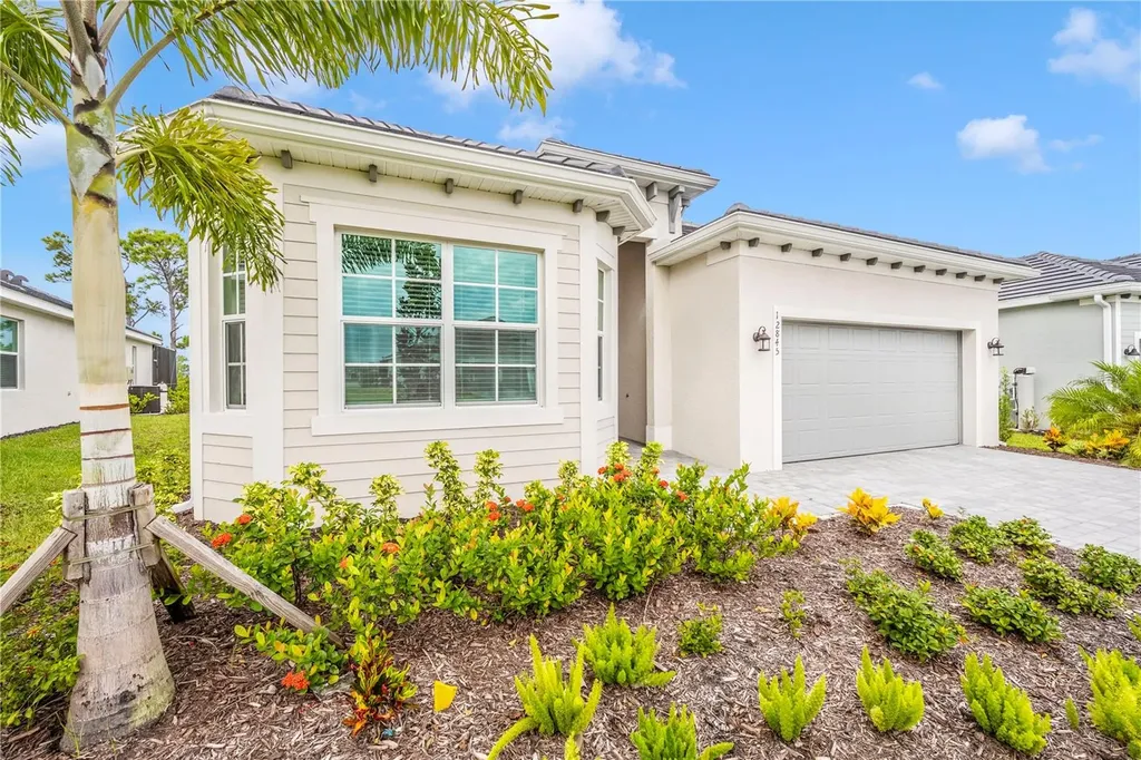 12845 Tulum Loop Venice FL 34293