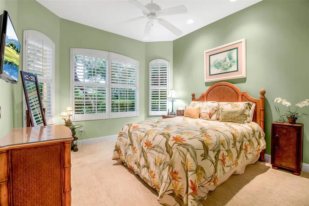 21 Bayhead Lane Osprey FL 34229
