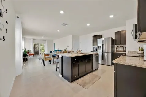 2497 Ribbon Fall Avenue Davenport FL 33837