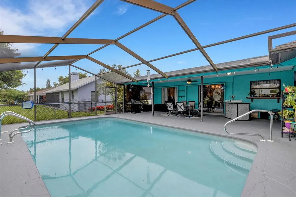 5709 39th Street Circle E Bradenton FL 34203