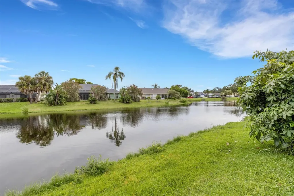 5709 39th Street Circle E Bradenton FL 34203