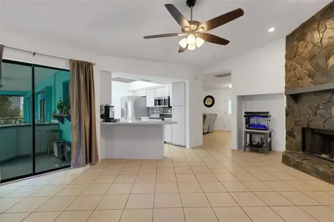 5709 39th Street Circle E Bradenton FL 34203