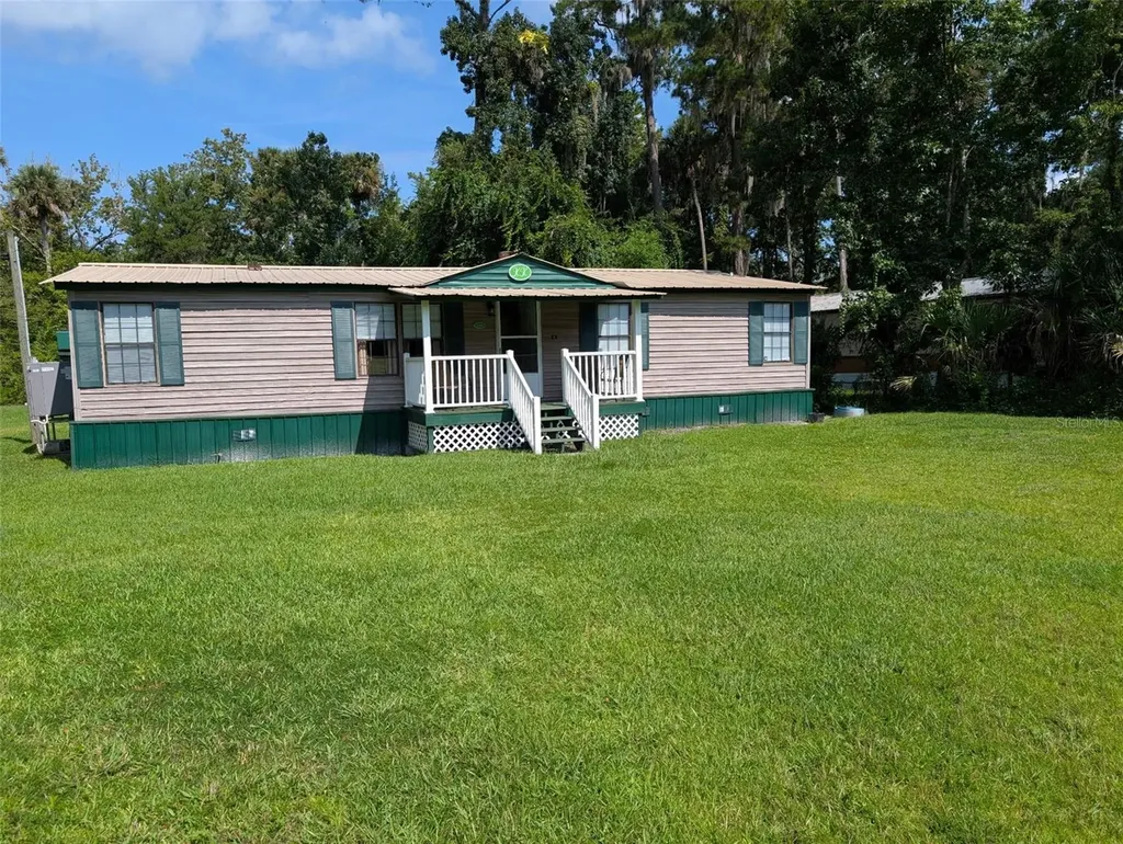 56314 Blue Creek Road Astor FL 32102