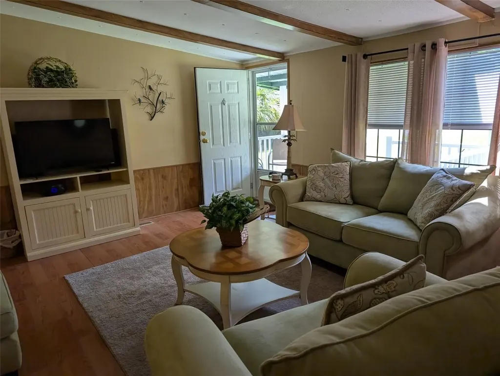 56314 Blue Creek Road Astor FL 32102
