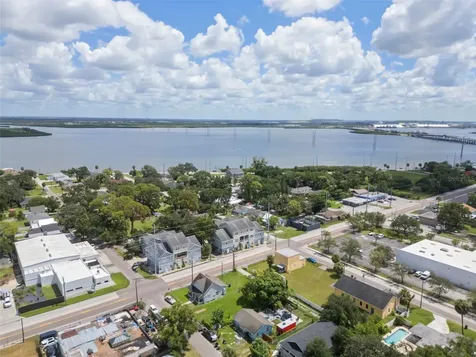 718 S 22nd Street Tampa FL 33605