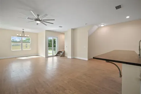 718 S 22nd Street Tampa FL 33605