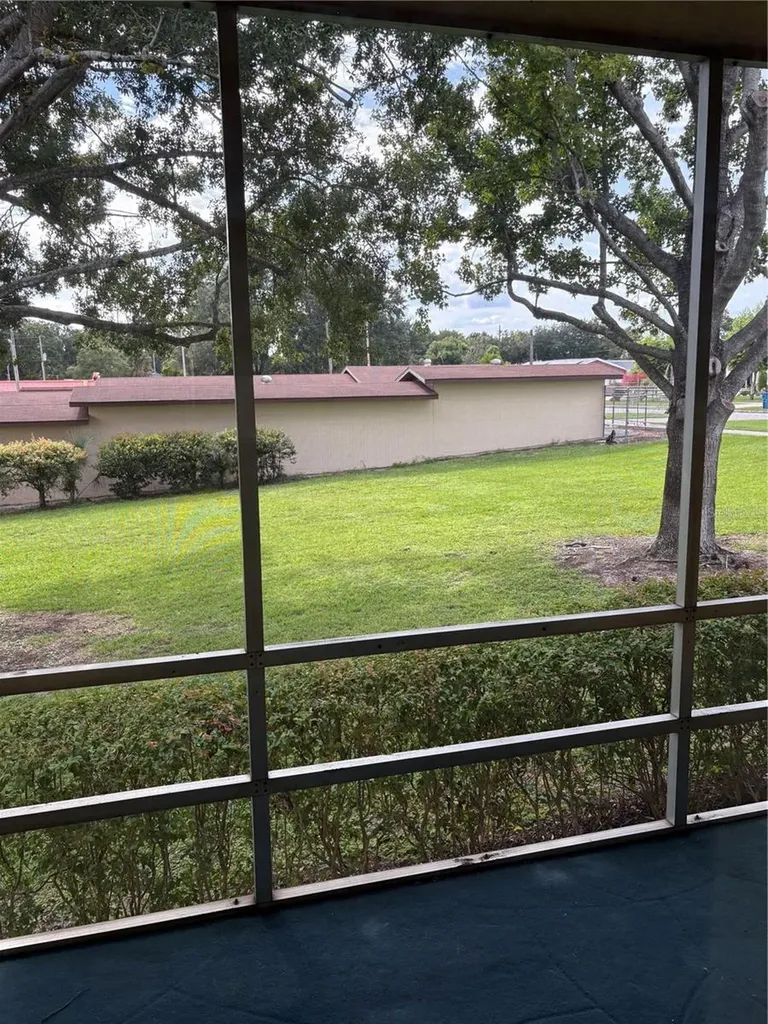 130 E Johnson Avenue Lake Wales FL 33853